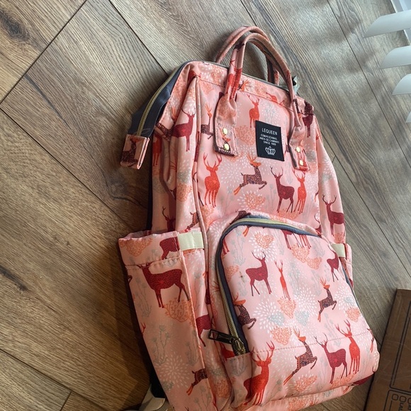 LeQueen Diaper/baby bag/backpack - Picture 2 of 7